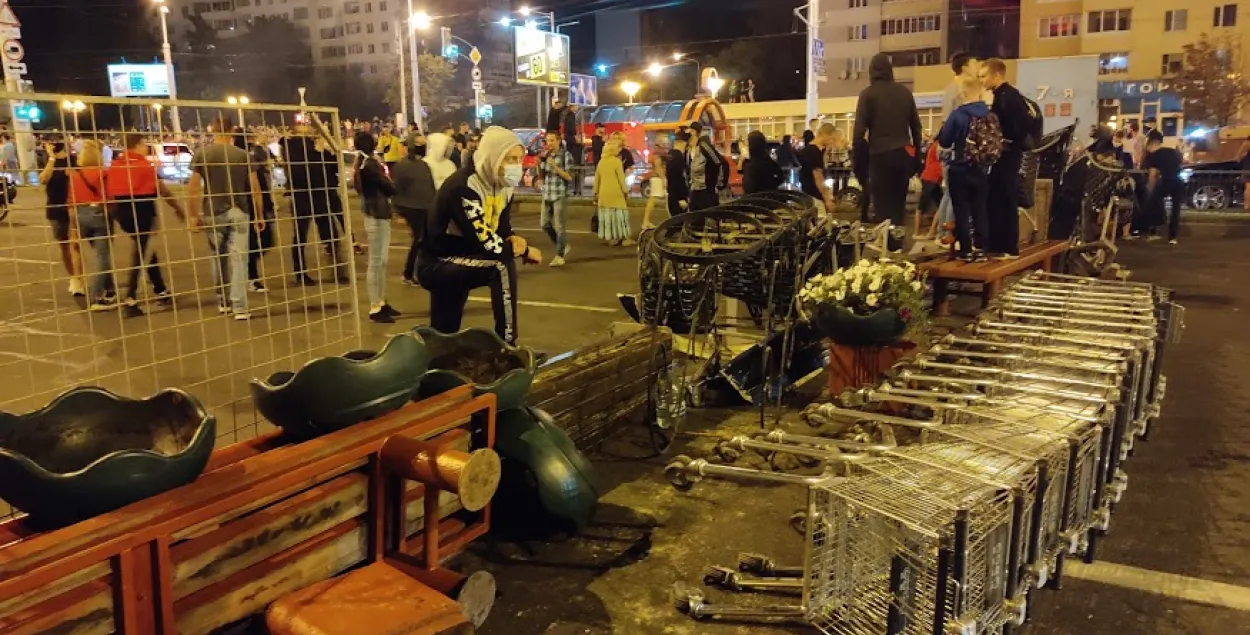 Уличные протесты в Минске возле станции метро &quot;Пушкинская&quot; 11 августа​ / Еврорадио