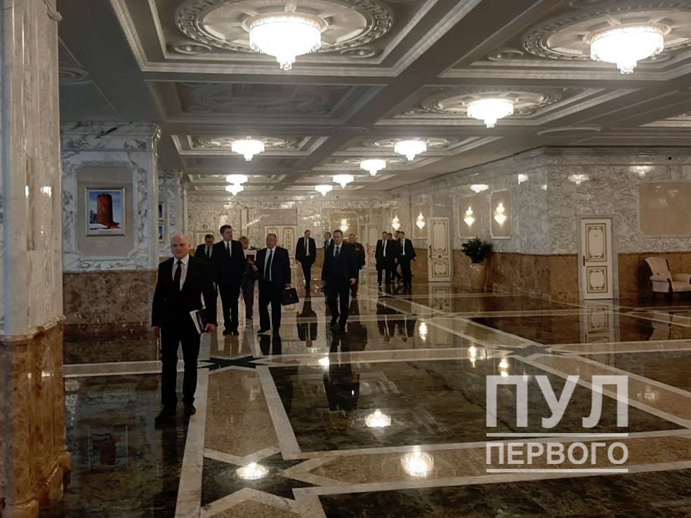 Лукашэнка сабраў у Палацы Незалежнасці ўсё кіраўніцтва краіны