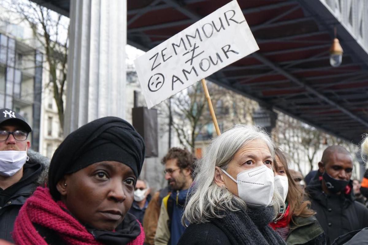 Экзамен для Франции: как правый политик Земмур хочет спасать страну от мигрантов