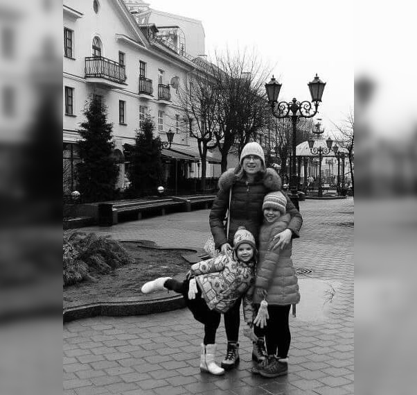 Мать пятерых детей Ольгу Золотарь перевели в СИЗО, её мужа осудили на 10 суток