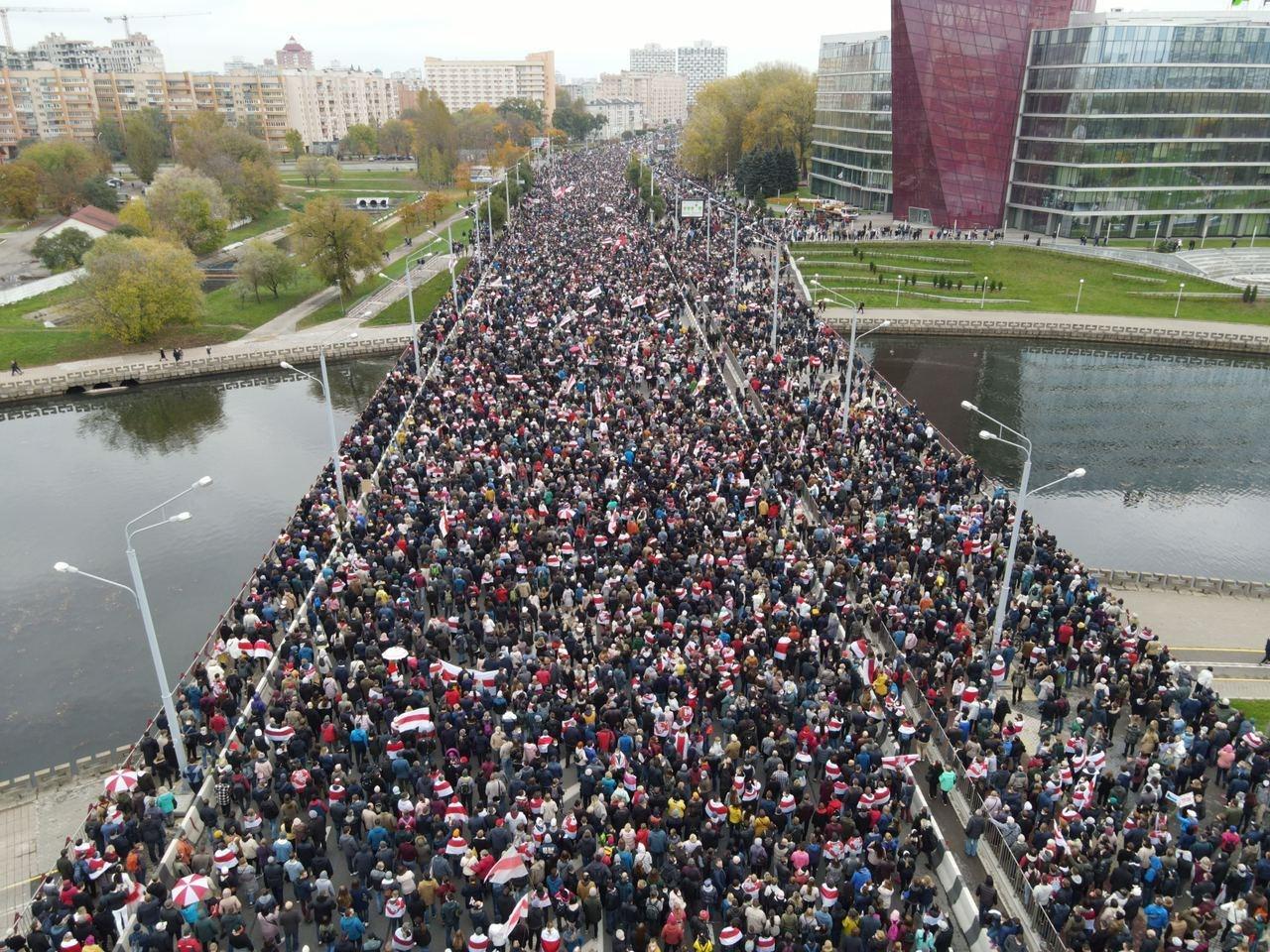 200 тысяч и брутальный разгон: как прошёл марш "Народный Ультиматум"