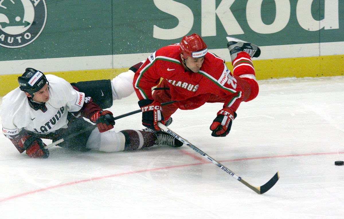 Умер хоккеист Владимир Цыплаков — один из первых белорусов в НХЛ