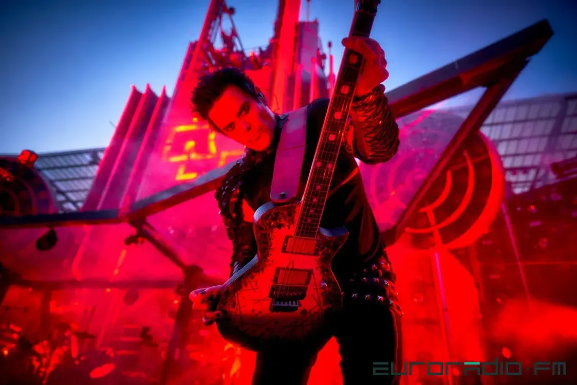 Музыкі гурта Rammstein на канцэрце ў Цюрыху разгарнулі ўкраінскі сцяг