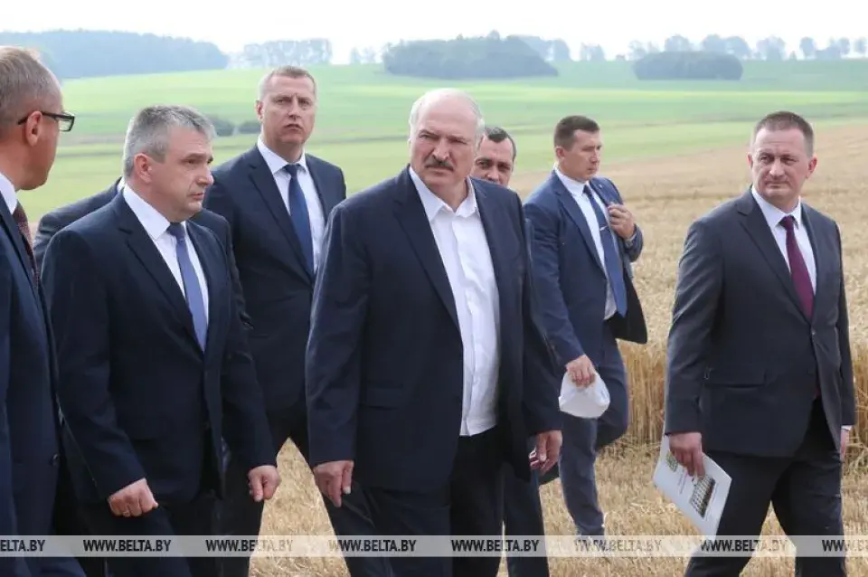 Лукашэнка: "Выбары — гэта ўжо другасна"