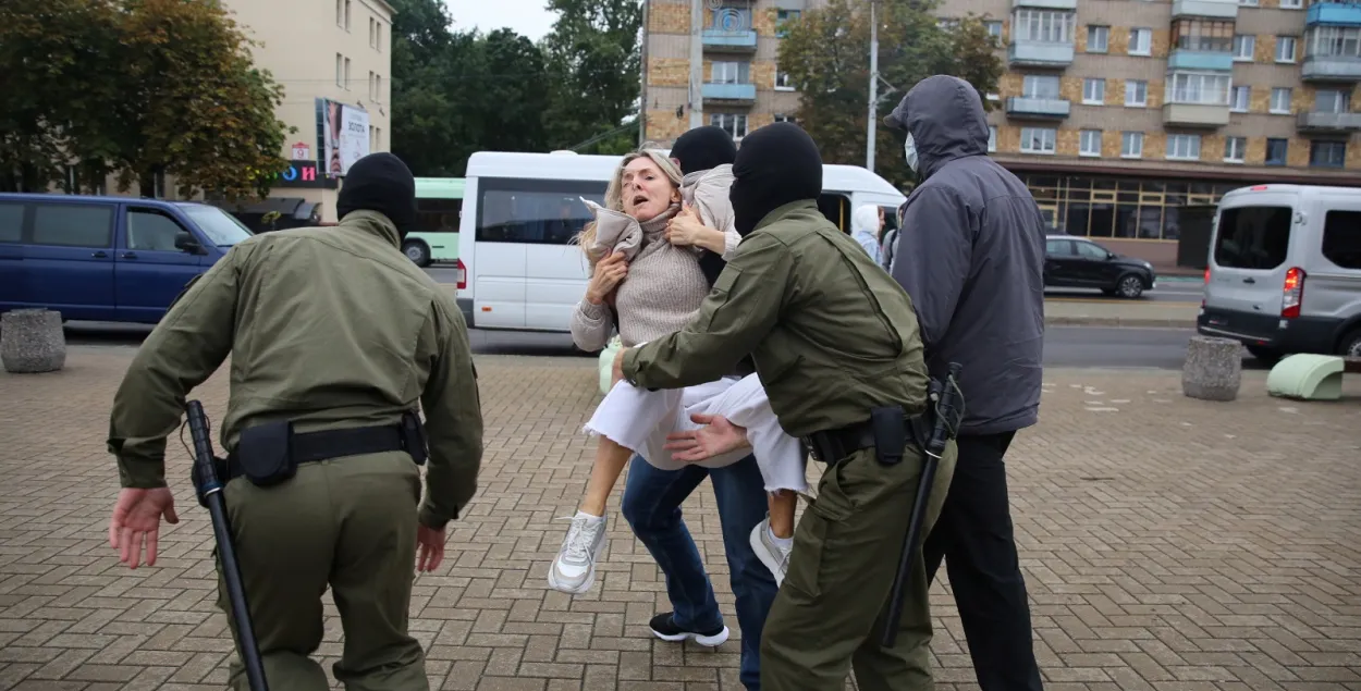 Жесткое задержание возле Комаровки / Reuters​