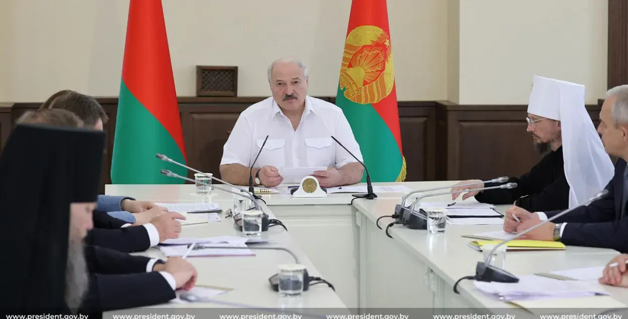 Александр Лукашенко в Жировичском монастыре / president.gov.by​