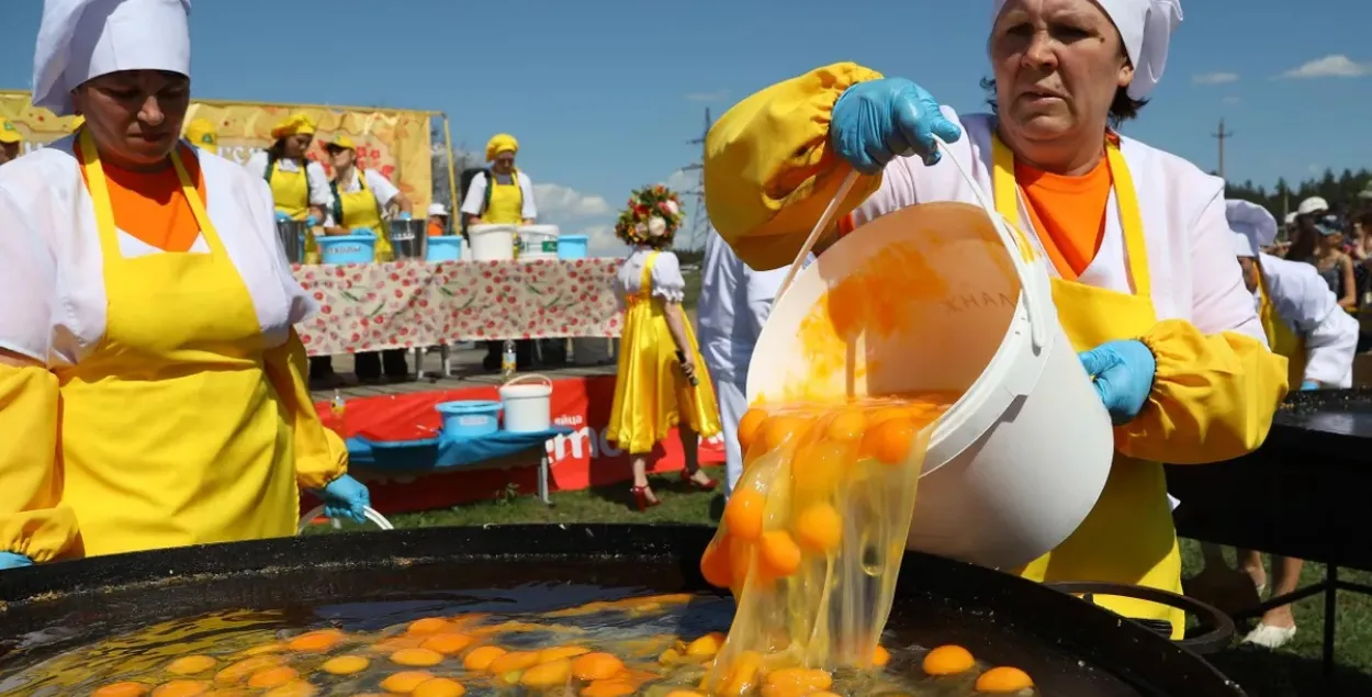 На фестивале в Городке испекут самую большую яичницу в Беларуси