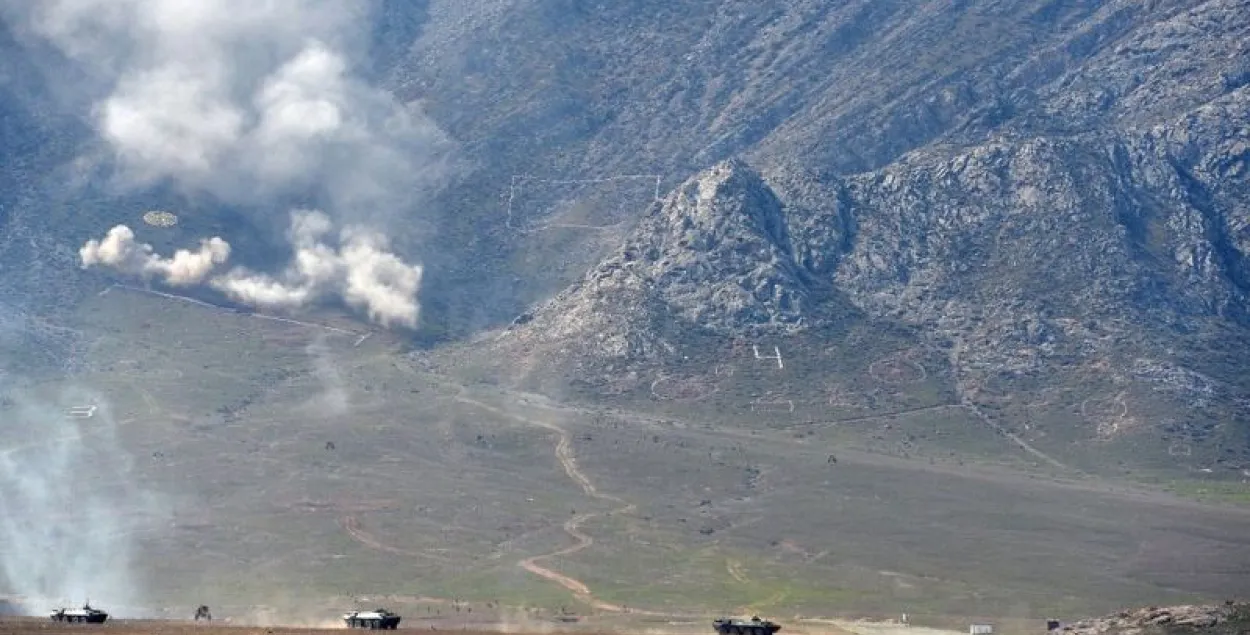 Таджикские военные открыли огонь по жилым домам в Кыргызстане