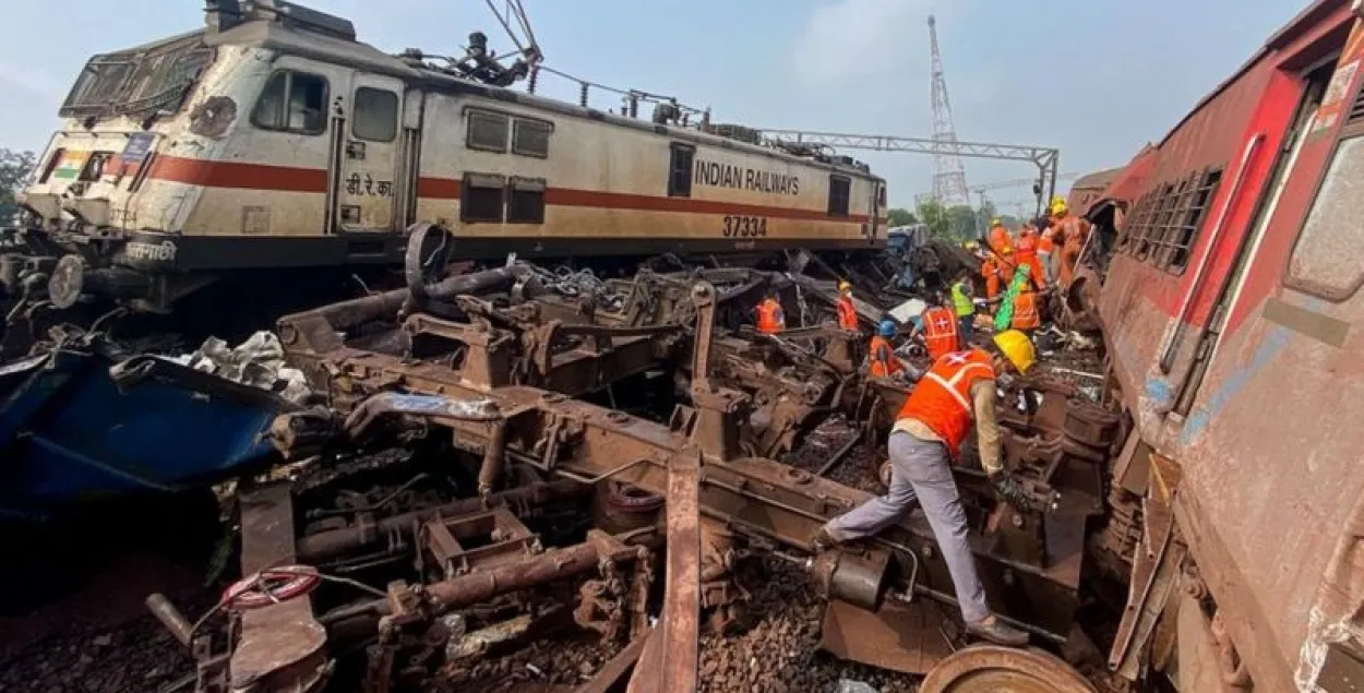 Это самая крупная железнодорожная авария в Индии в этом столетии / Getty Images
