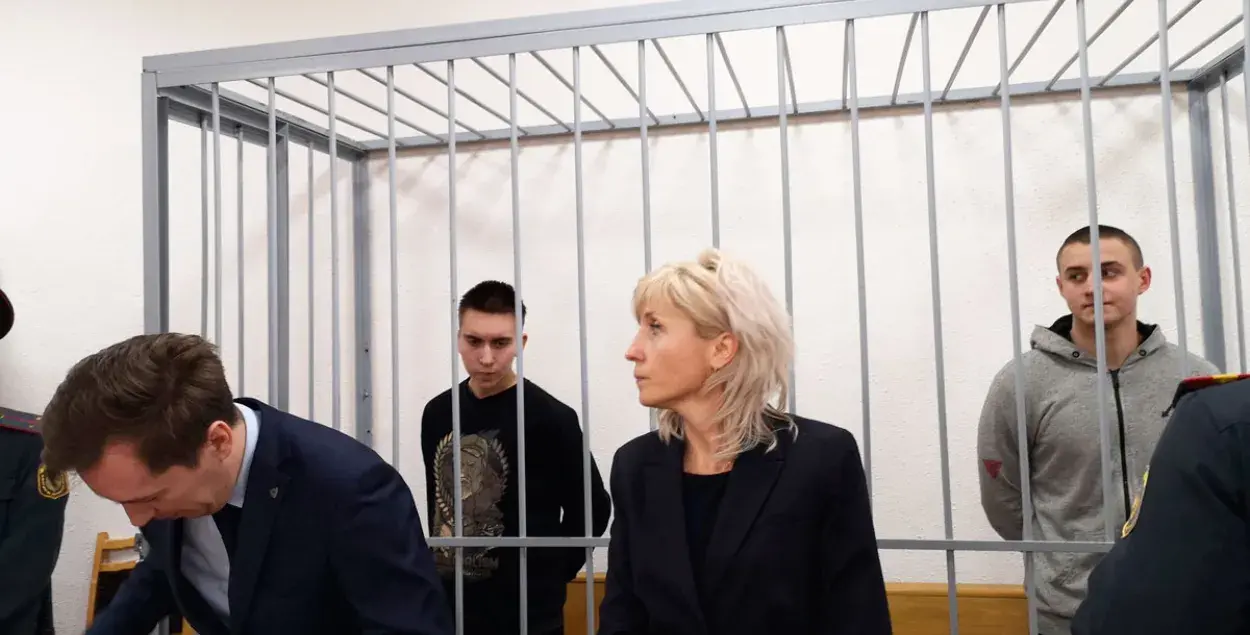 Иван Комар и Никита Емельянов в суде / spring96.org