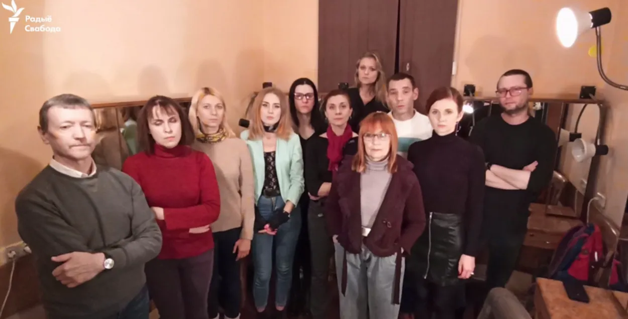 Артисты Гродненского драмтеатра присоединились к общенациональной забастовке