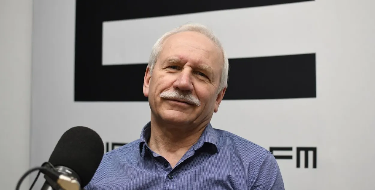 Валерий Карбалевич в студии Еврорадио