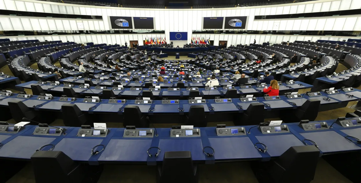 Европарламент призывает Совет ЕС быстрее ввести новые санкции против Беларуси