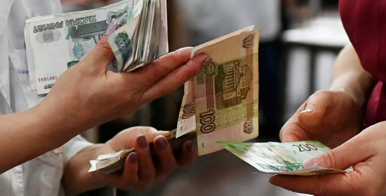 Белорусским банкам не нужны российские рубли? Что не так с курсом