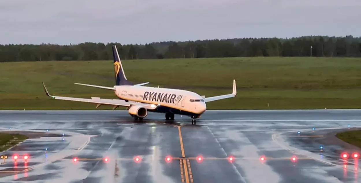 Самолет Ryanair, который принудительно садили в Беларуси / Reuters