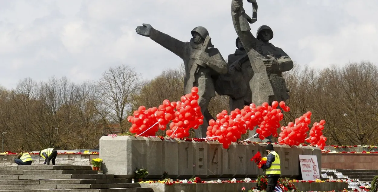 В Риге впервые не праздновали День Победы: что об этом думают жители города