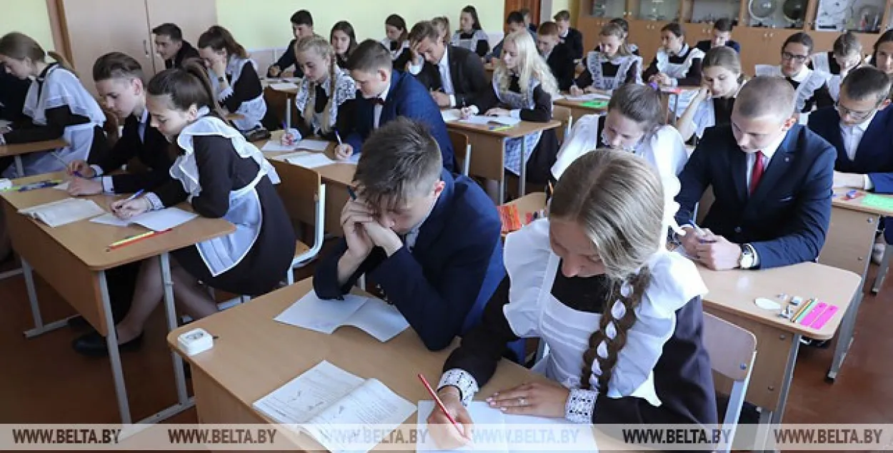 У беларускіх школах 1 чэрвеня пачынаюцца выпускныя іспыты 