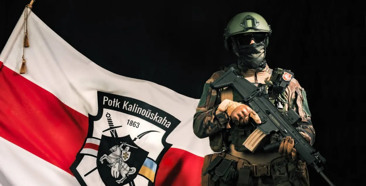 Беларускі полк імя Каліноўскага супрацьстаіць разам з УСУ расійскай агрэсіі ва Украіне / @belwarriors
