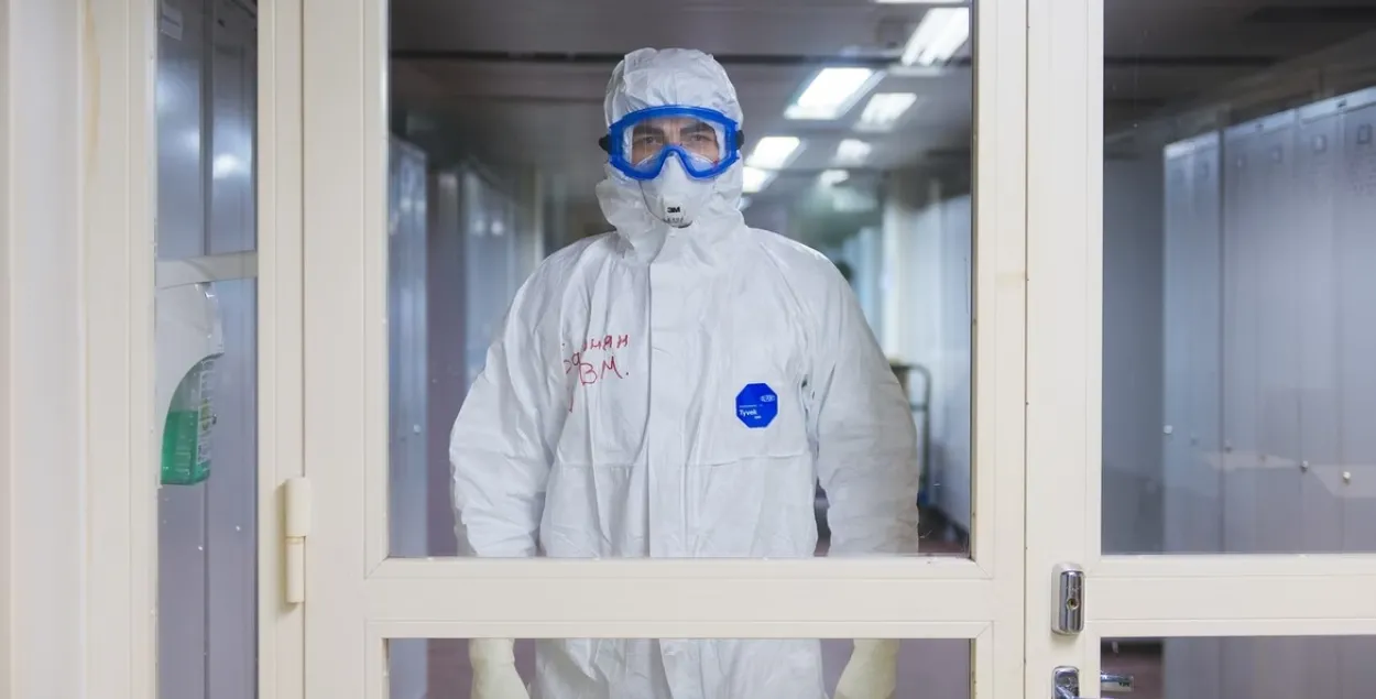 Омикрон-"стелс" и снова волны: новые факты о пандемии коронавируса 