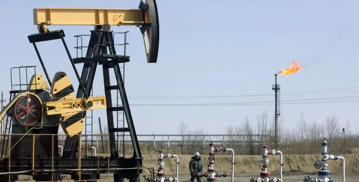 “Сургутнефтегаз” не собирается уменьшать поставки нефти на “Нафтан”