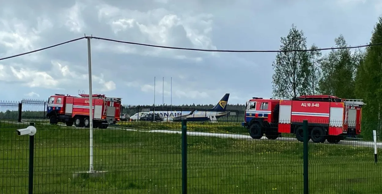 В Минске экстренно приземлился самолёт Ryanair, который летел из Афин в Вильнюс