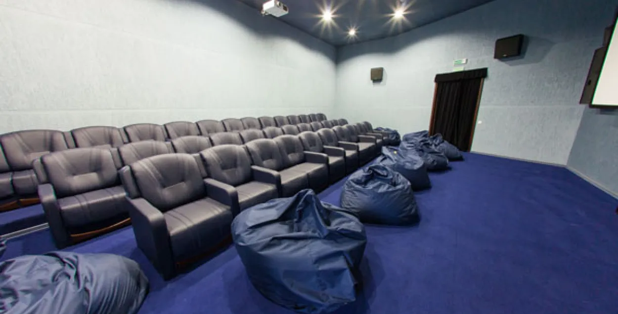 Проект "Cinemascope" прекращает работать в малом зале кинотеатра “Ракета”