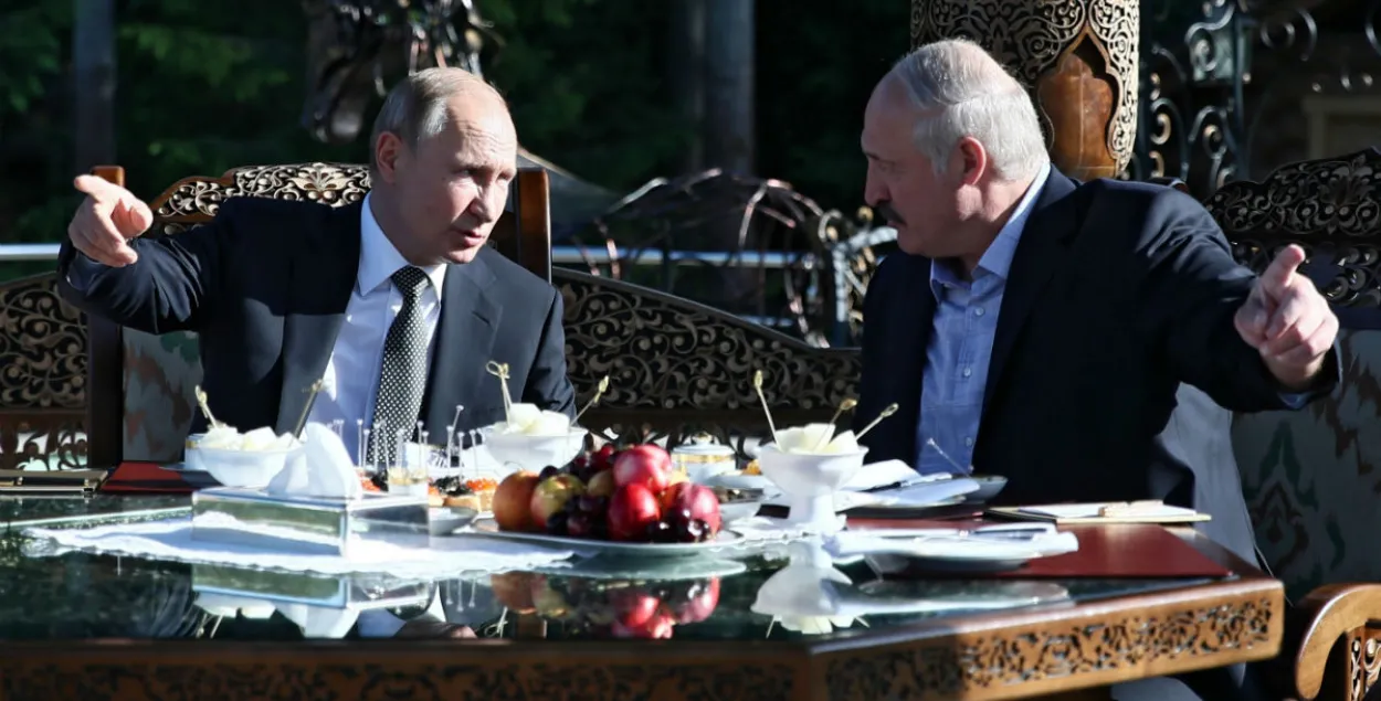 Vladimir Putin and Alyaksandr&nbsp;Lukashenka&nbsp;/ Reuters​