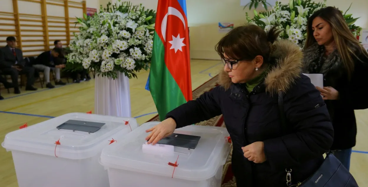 Выбары ў парламент у Азербайджане / Reuters