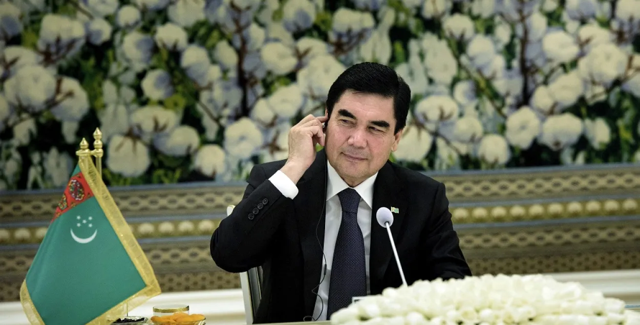 Прэзідэнт Туркменістана запальваў на навагоднім карпаратыве ў якасці дыджэя