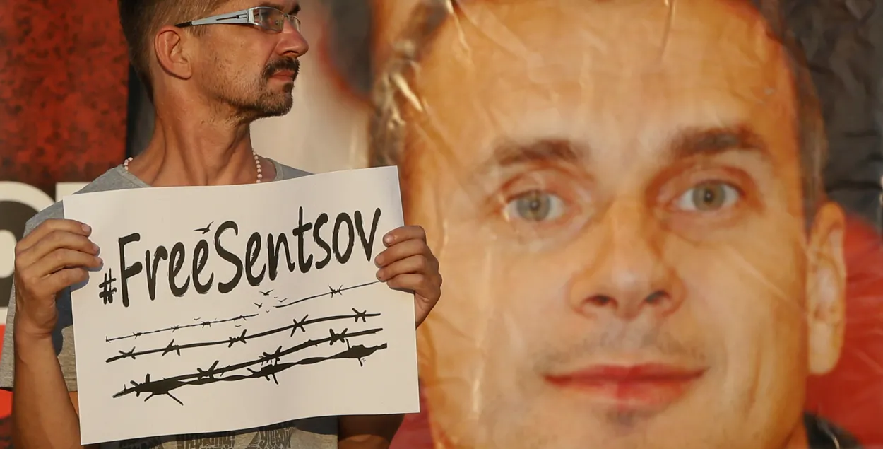 Олега Сенцова передадут Украине?