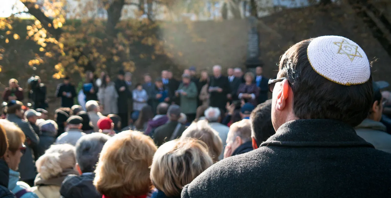During a memorial ceremony in Minsk. Photo: Roman Pratasevich/Euroradio