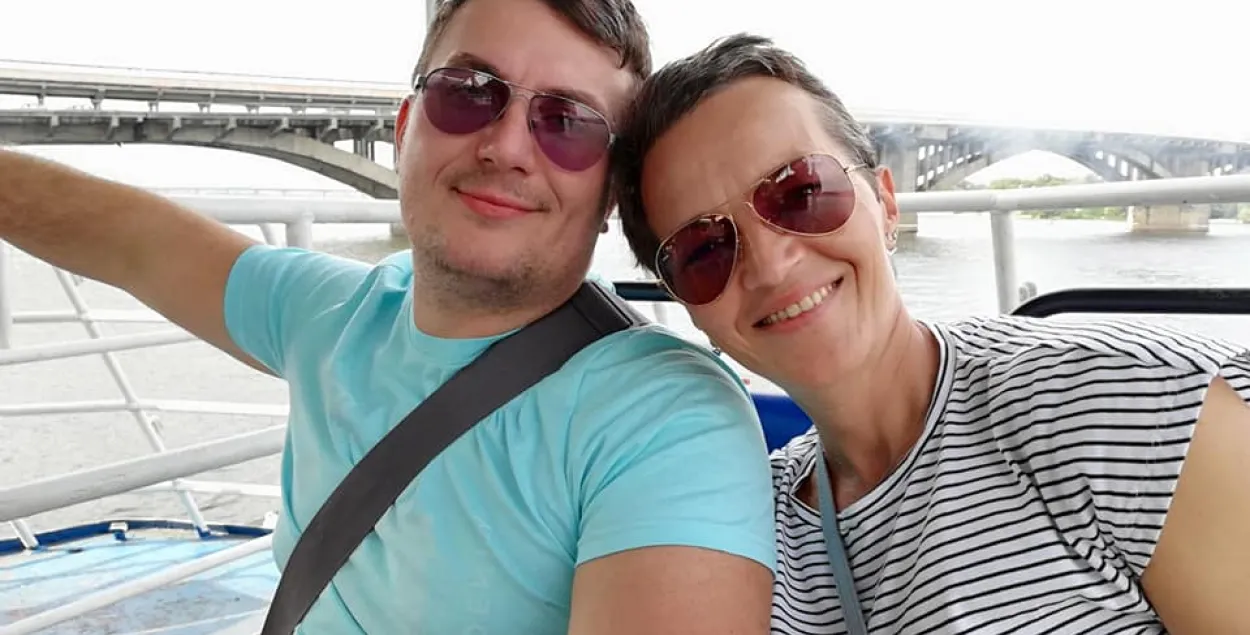 Журналістку "Белсата" Слаўнікаву і яе мужа асудзілі на 15 сутак