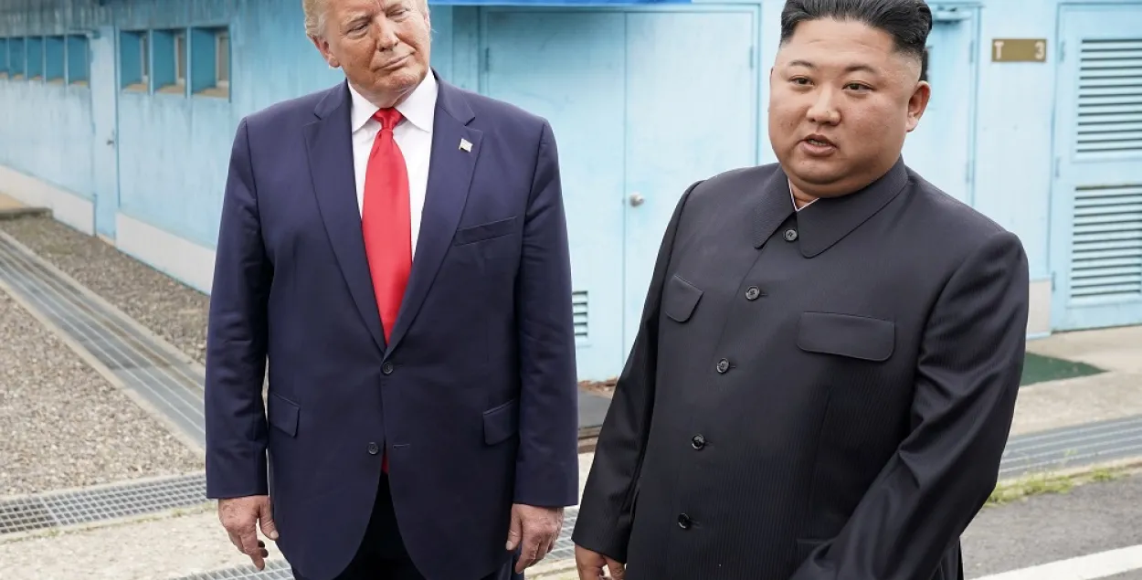 Трамп сустрэўся з Кім Чэн Ынам і завітаў на тэрыторыю КНДР