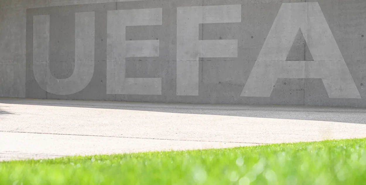 УЕФА аб'явіў пра санкцыі ў дачыненні да беларускага футбола