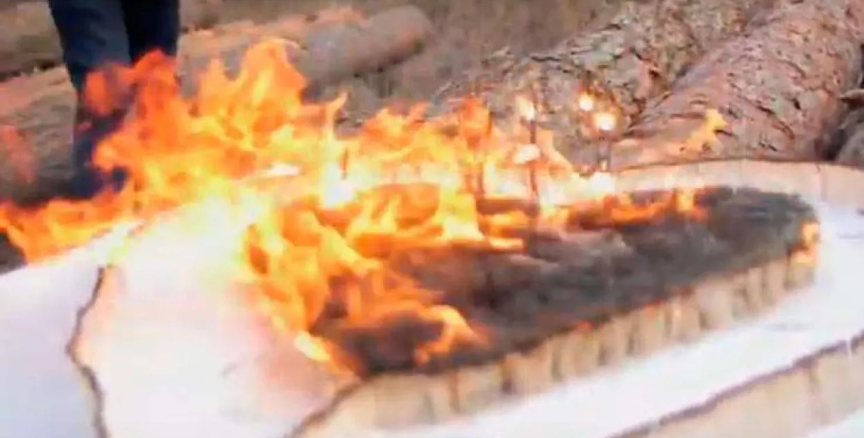 Гомельскі блогер у гонар 8 сакавіка спаліў 20 000 запалак 
