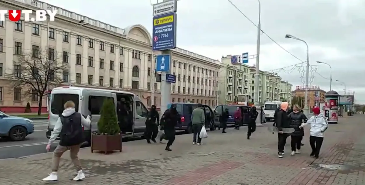 Четырех журналистов задержали в Минске во время освещения акции протеста