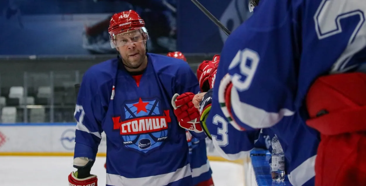 Андрей Костицын играет за "Столицу" / vk.com/sportclubhockey
