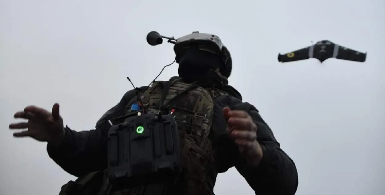 Украинский военный-оператор дрона на фронте