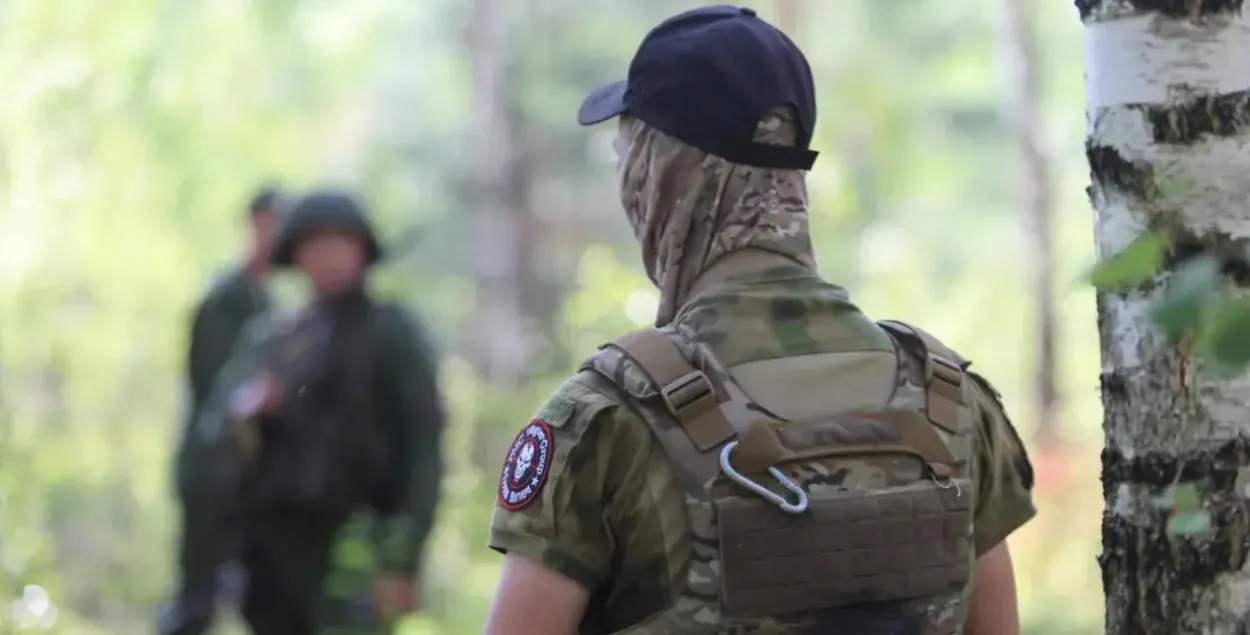 Российские наемники проводят тренировки для белорусских военных, лето 2023 года
