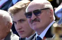 Николай и Александр Лукашенко / Reuters​