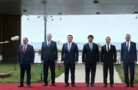 Белорусский премьер Сергей Румас второй слева​ / twitter.com/MedvedevRussia