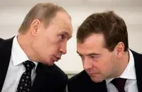 Владимир Путин и Дмитрий Медведев / Reuters