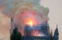 Пожар в соборе Парижской Богоматери / Reuters​