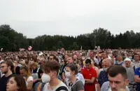 Тысячи минчан пришли на встречу с Тихановской / Еврорадио​