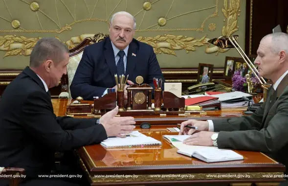 Леонид Заяц, Александр Лукашенко и Игорь Шуневич​ / president.gov.by