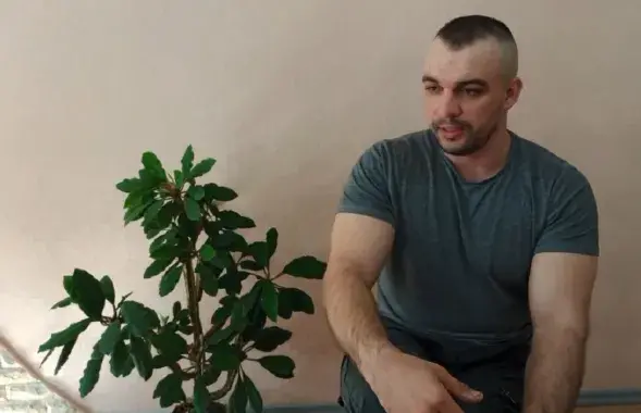 Ростислав Чепурной после задержания / Скриншот с видео