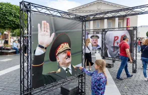 Пока Александр Лукашенко молчит, идет обсуждение, что будет после его смерти / Иллюстративное&nbsp;фото delfi.lt
