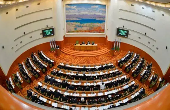 Пасяджэнне верхняй палаты парламента Узбекістана&nbsp;/ senat.uz