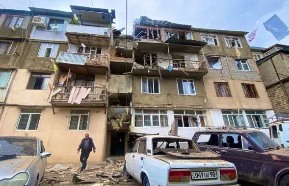 Разрушения в Степанакерте