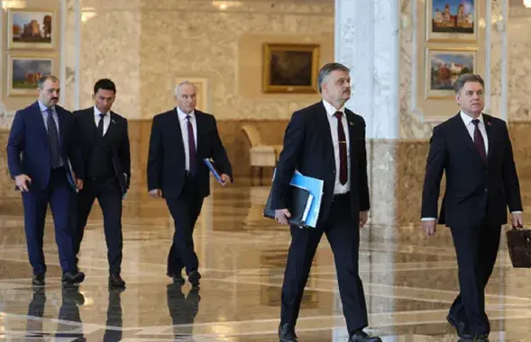 Виктор Лукашенко, Дмитрий Басков, Николай Шерстнев, Сергей Ковальчук и Игорь Петришенко
